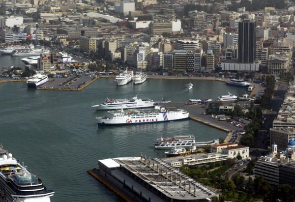 FAZ: Ο Πειραιάς το πιο ισχυρό «χτύπημα» της COSCO