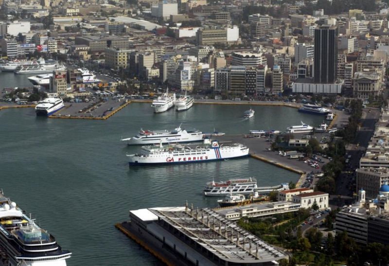 FAZ: Ο Πειραιάς το πιο ισχυρό «χτύπημα» της COSCO