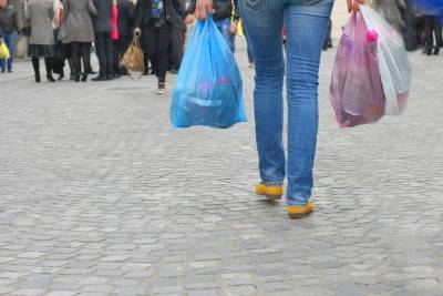Θεαματική μείωση της χρήσης πλαστικής σακούλας-Αγγίζει το 75%!