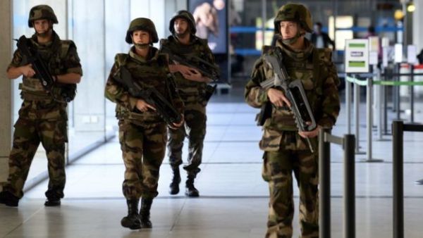 Γαλλία: Εντοπίστηκε το αυτοκίνητο των τρομοκρατικών επιθέσεων