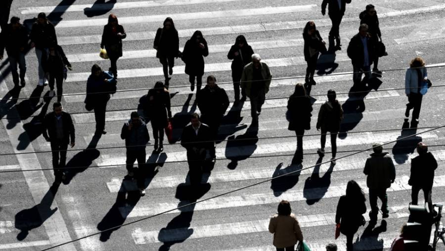 Απώλεια 41.900 θέσεων εργασίας τον Μάρτιο