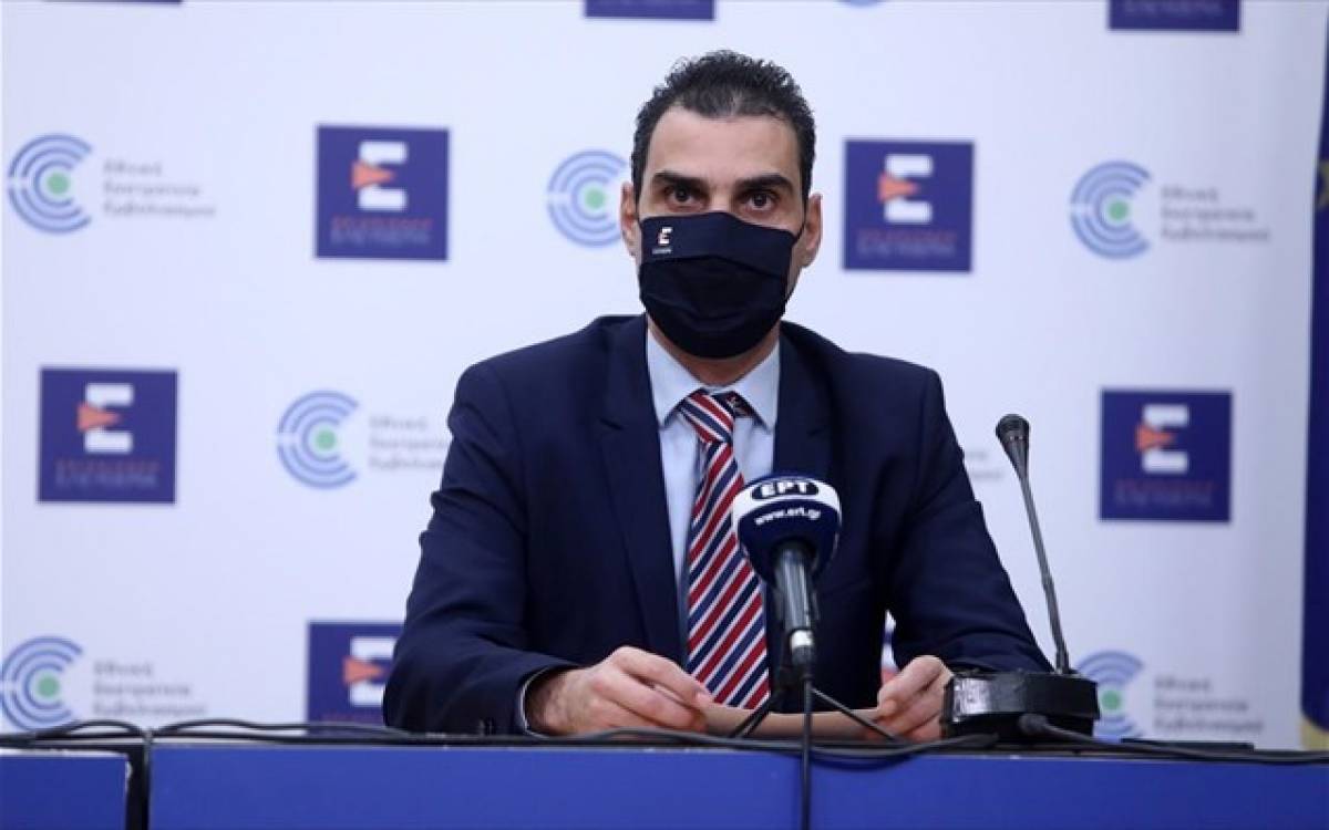 Θεμιστοκλέους: Ανοίγει η πλατφόρμα εμβολιασμού των 18+ από Ιούνιο