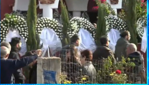 Θρήνος στην κηδεία του 16άχρονου πυγμάχου