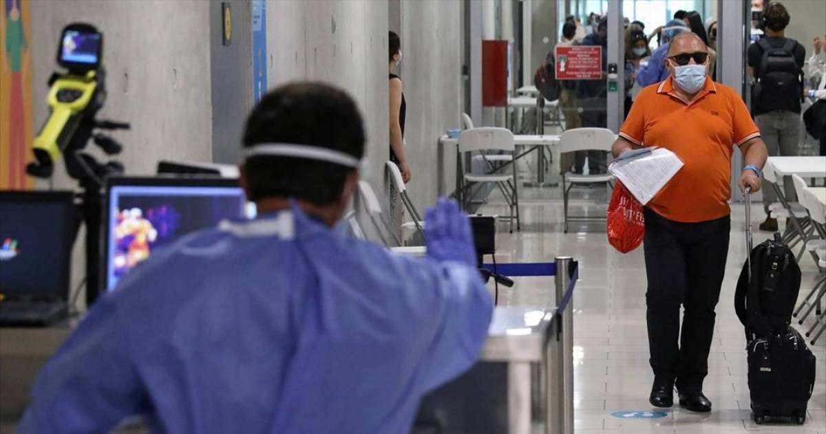 Κύπρος: Στην κατηγορία Β’ η Ελλάδα- Οδηγίες για τους ταξιδιώτες