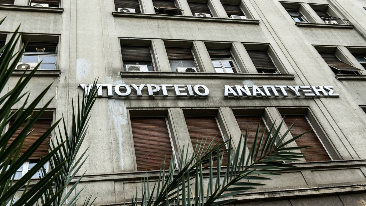 ΥΠΑΝ: Βλέπει να αποδίδει η συμφωνία για τη μείωση τιμών