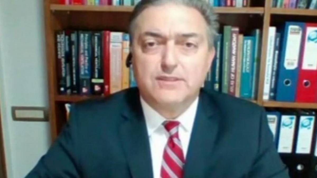 Βασιλακόπουλος: Προς αύξηση κρουσμάτων κορονοϊού-«Κρας τεστ» τα σχολεία