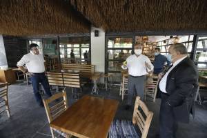 Εστίαση: Εξετάζεται και η χρήση οδοστρώματος για τραπεζοκαθίσματα