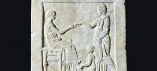 Υπ.Πολιτισμού: «Θα συνεχίσουμε τη διεκδίκηση της επιτύμβιας στήλης»