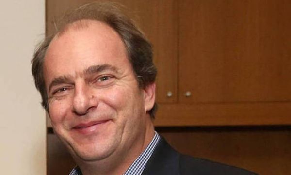 Στην Άνδρο η κηδεία του επιχειρηματία που έπεσε θύμα ληστών