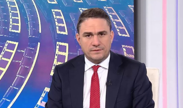Τσουκαλάς: «Όχι» σε συγκυβέρνηση με τη ΝΔ – Το κοινωνικό πακέτο του ΠΑΣΟΚ