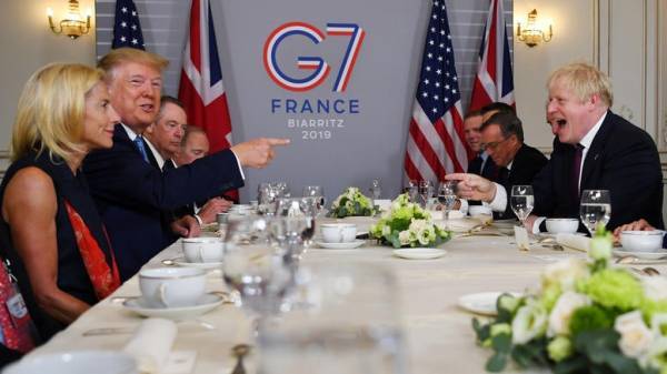 Συνεχίζεται η G7, με Brexit, Αμαζόνιο και εμπόριο στο «μενού»