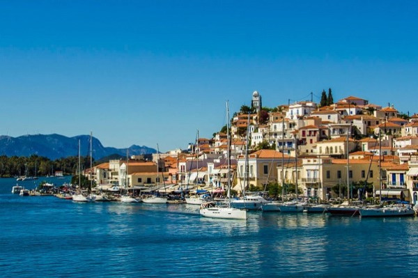 Ο Πόρος γίνεται το τρίτο ελληνικό «πράσινο» νησί