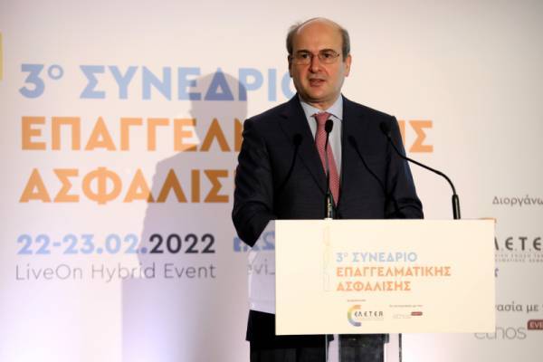 Χατζηδάκης: Πρωτοβουλίες για το δεύτερο πυλώνα του ασφαλιστικού συστήματος