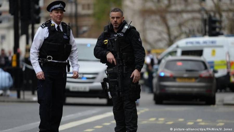 Λονδίνο: Δεν συνδέεται με τρομοκρατία ο τραυματισμός των δύο πεζών