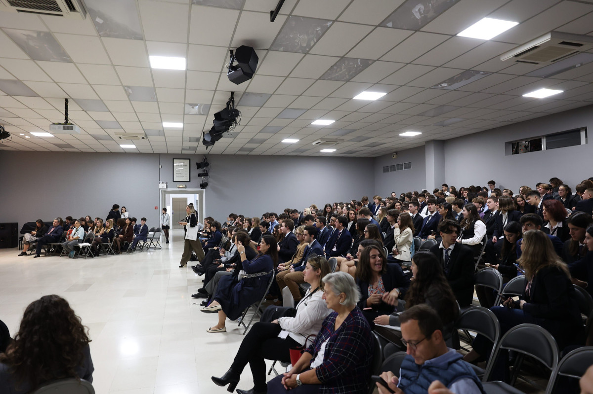 Logos MUN: Πρώτη συμπεριληπτική προσομοίωση Ηνωμένων Εθνών με δωρεάν συμμετοχή