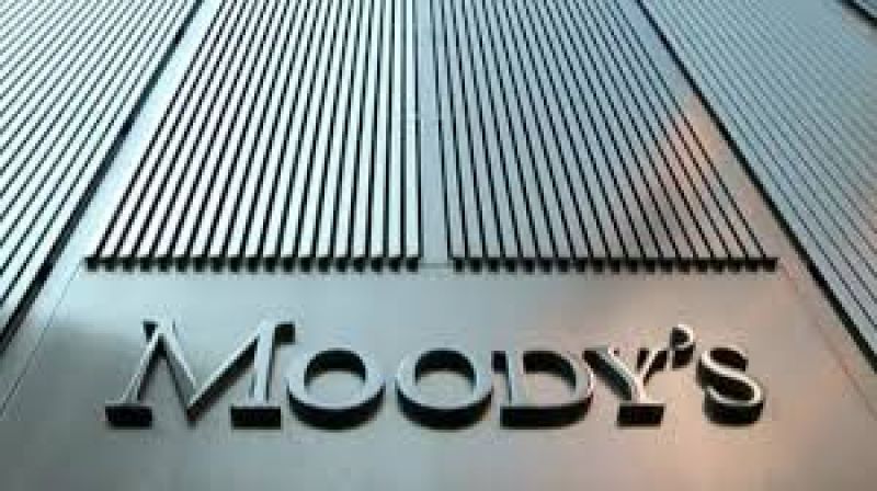Moody’s: Credit Positive το σχέδιο μείωσης των NPEs στην Ελλάδα