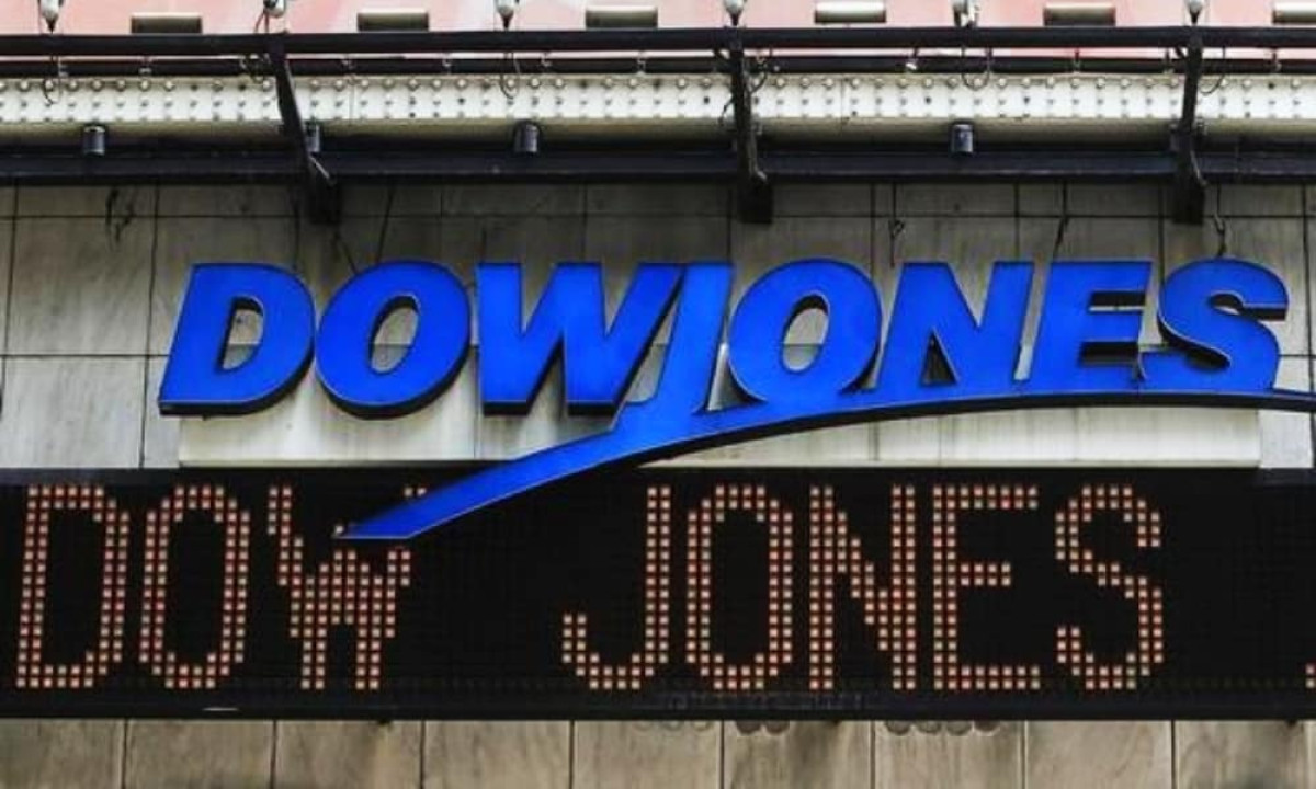 Wall: Τριπλό ρεκόρ στους δείκτες - Ο Dow ξεπέρασε τις 46.000 μονάδες