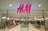 H&M: Ανοίγει το πρώτο της κατάστημα στην Κόρινθο