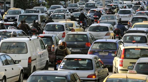 Κυκλοφοριακό χάος λόγω της απεργίας στα μέσα μαζικής μεταφοράς