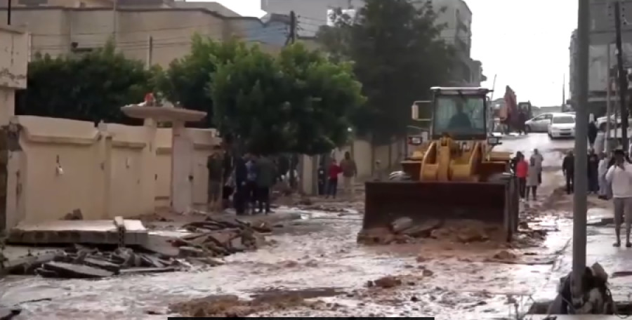Πλημμύρες στη Λιβύη: Έσπασαν φράγματα, πληροφορίες για χιλιάδες νεκρούς