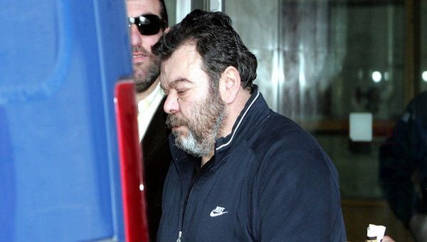 Δολοφόνησαν τον πρώην βαρυποινίτη Βασίλη Στεφανάκο-Τον «γάζωσαν» με 22 σφαίρες