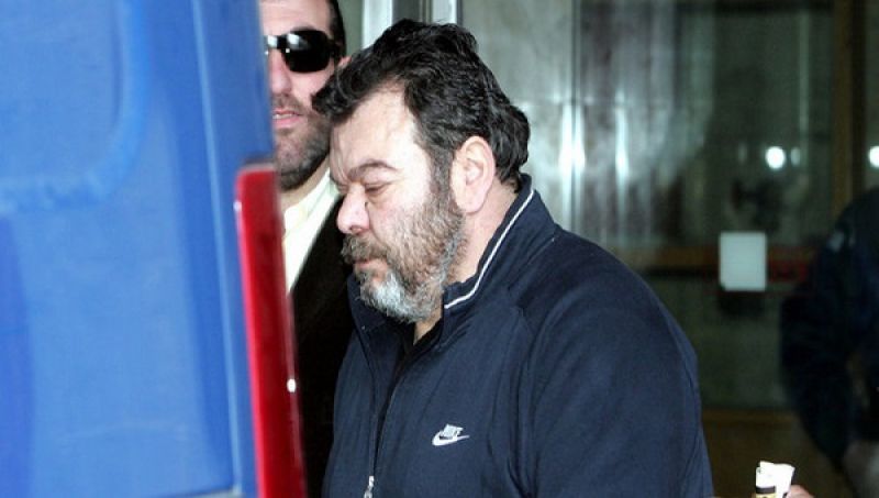 Δολοφόνησαν τον πρώην βαρυποινίτη Βασίλη Στεφανάκο-Τον «γάζωσαν» με 22 σφαίρες