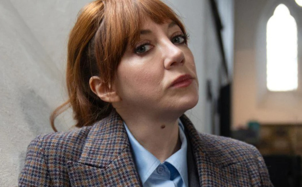 Cunk on Life στο Netflix: Η Philomena Cunk ξαναχτυπά με ανούσιες απορίες για την ουσία της ζωής