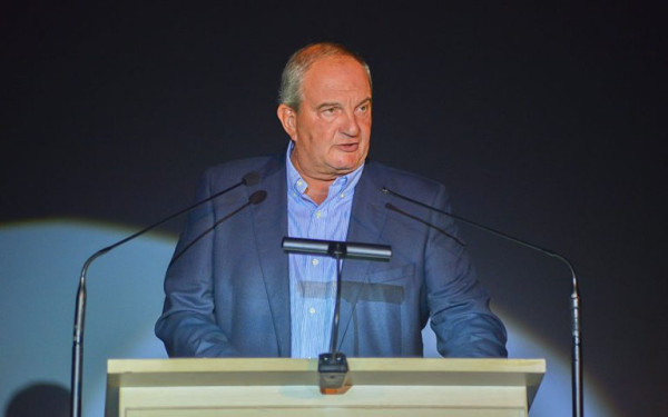 Θα μιλήσει και πάλι ο Καραμανλής ή θα επιλέξει τη σιωπή;