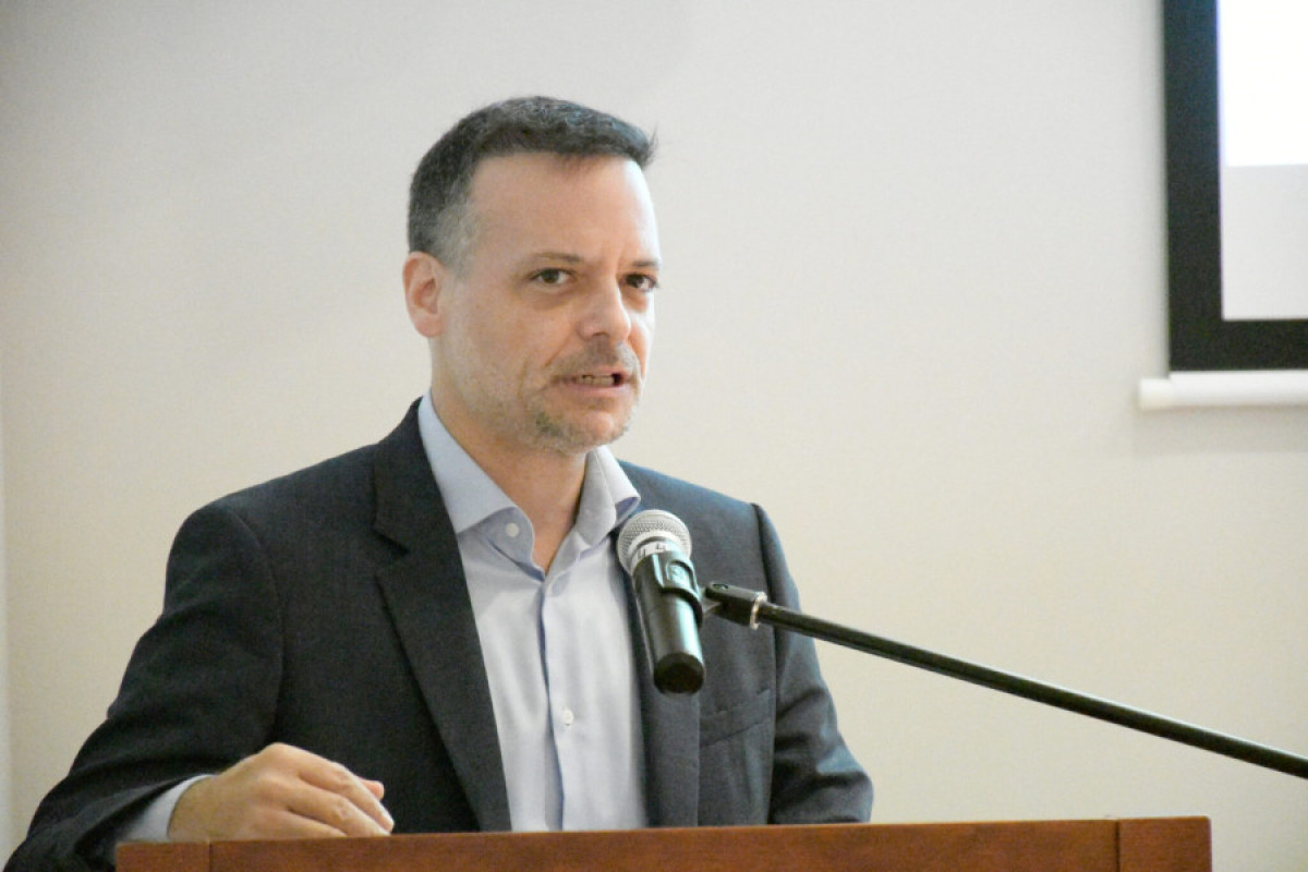 Δούκας προς Ισραηλινό Πρέσβη: Δε δεχόμαστε μαθήματα δημοκρατίας από όσους σκοτώνουν αμάχους