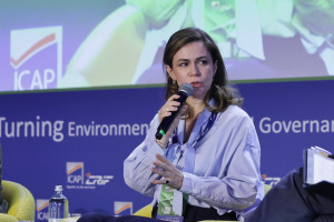 Άννα Βάσιλα στο «R»: Πώς το αεροδρόμιο της Αθήνας έγινε πρωταθλητής Ευρώπης στο Net Zero