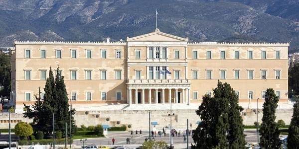 Βουλή: Αποφάσισε την τέλεση πολιτικού μνημοσύνου για τον Παύλο Μπακογιάννη