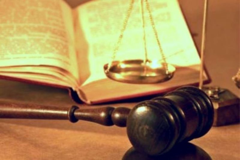 Εισαγγελική έρευνα σε επενδυτές μετοχών και αμοιβαίων στο εξωτερικό