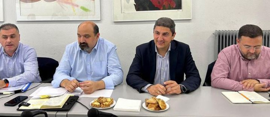 Αυγενάκης-Τριαντόπουλος: Δίπλα στους πολίτες του Αρκαλοχωρίου για αποκατάσταση των σεισμοπλήκτων