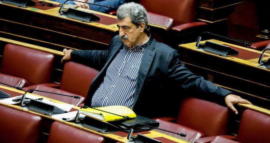 Τα απόνερα της δήλωσης Πολάκη για τη μεσαία τάξη