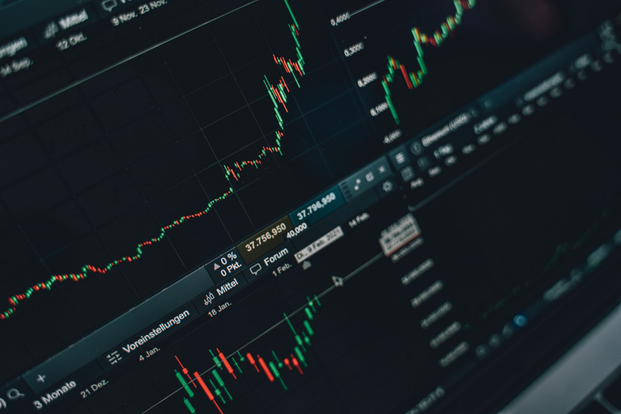 FT: Πώς η Ελλάδα προσελκύει hedge funds – Τα πρόσωπα-κλειδιά και το φορολογικό «δέλεαρ»