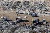 Πως «πετάμε» 300 εκατ. ευρώ στα… «σκουπίδια»