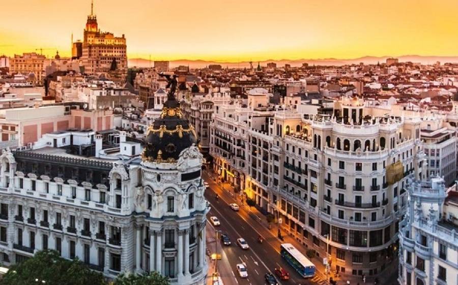 Ισπανία: Πτώση 85% στις διανυκτερεύσεις-Έβαλε πλάτη ο εσωτερικός τουρισμός