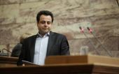 Σαντορινιός: Σε 20-30 μέρες θα έχουν καθαριστεί οι ακτές