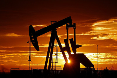 Προς τα μεγαλύτερα εβδομαδιαία κέρδη από αρχές Οκτωβρίου το πετρέλαιο