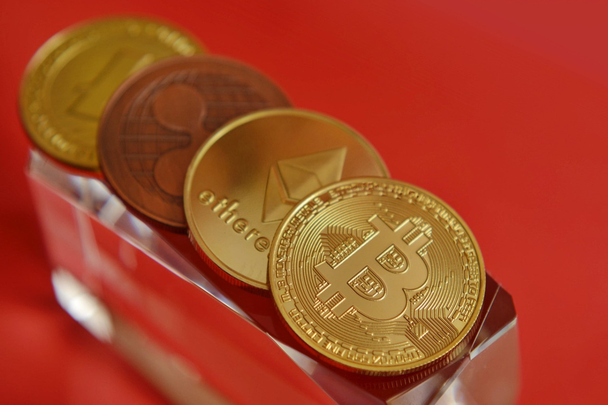 Bitcoin: Έτοιμο προς νέα ιστορικά υψηλά – Εκτοξεύονται και τα alts