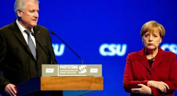 Άκαρπη η συνάντηση με τη Μέρκελ διαμηνύει ο Ζεεχόφερ