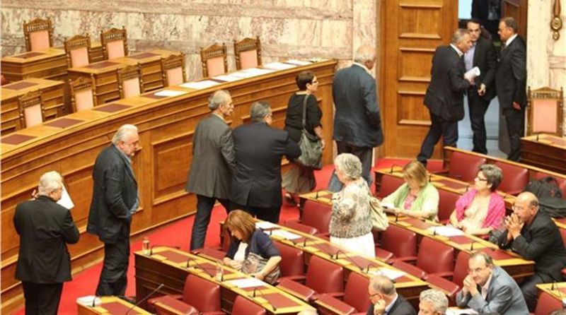 Νέα απόρριψη της τροπολογίας κατά της ΠΝΠ
