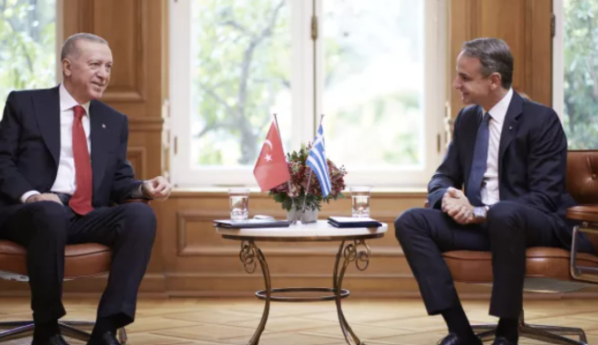 Ντολμαδάκια και καλαμαράκια...στο «μενού» εργασίας Μητσοτάκη-Ερντογάν