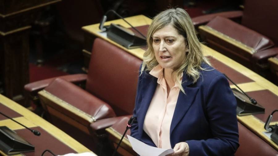 Ο σουρεαλισμός στην εξουσία
