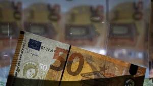 Οι πρώτες αντιδράσεις των επιχειρηματιών για το νέο κατώτατο μισθό