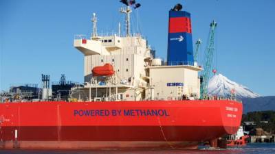 Ρωσία-Ιαπωνία: Συνεργασία για ανάπτυξη πλοίου μεταφοράς μεθανόλης διπλού καυσίμου