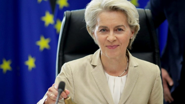 Φον ντερ Λάιεν: Αναμένουμε να συνεργαστούμε με τον Σούνακ