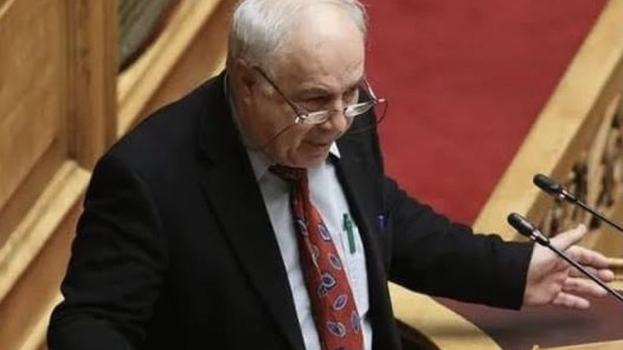Παρασκευαϊδης: Απαντά με επιστολή του για τη διαγραφή από το ΠΑΣΟΚ