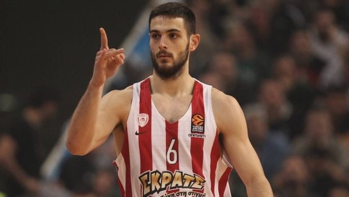 Από τον Ολυμπιακό στον Παναθηναϊκό ο Ιωάννης Παπαπέτρου