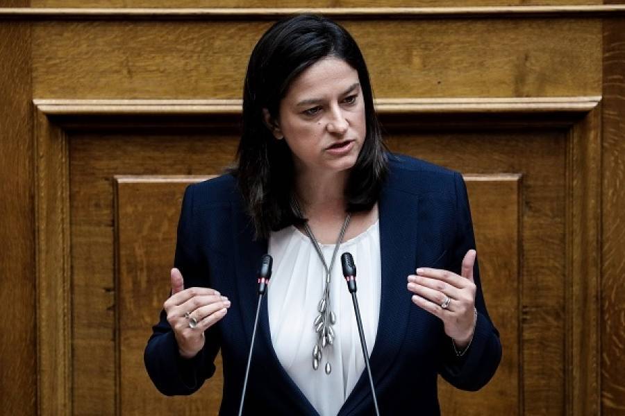 Υπ. Παιδείας: Νέος σχεδιασμός για την επιμόρφωση των εκπαιδευτικών